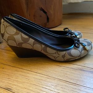 Coach Wedges
